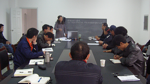 上海鵬博盛聚氨酯有限公司股權(quán)優(yōu)化，同年10月，公司遷址至嘉定區(qū)高石公路2439號，廠房面積增加到3200 m２，注冊資金從80萬增至500萬；